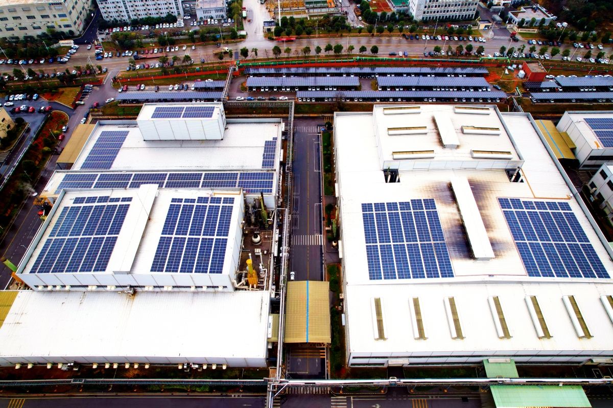 中伟8MW分布式屋顶光伏电站